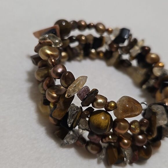 Pearl And Quartz Bracelet - Picture 4 of 5